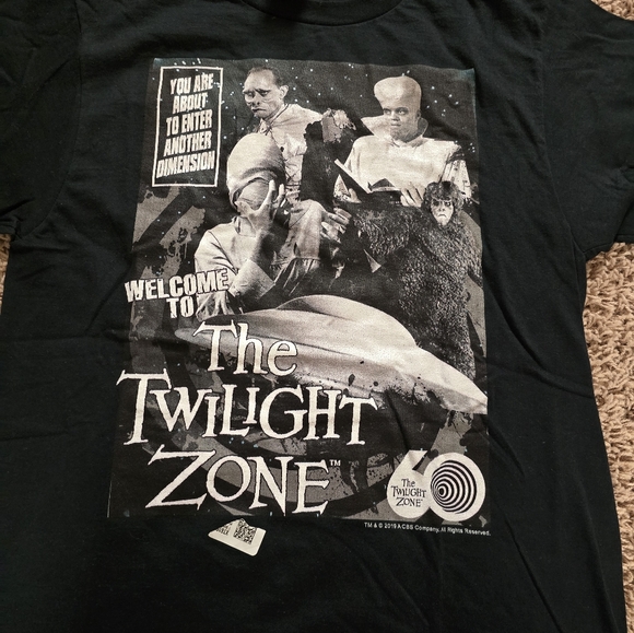 Welcome to the Twilight Zone! Adult size small - Picture 3 of 5